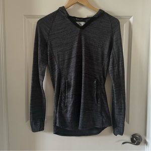 Levelwear Verve hooded pullover top